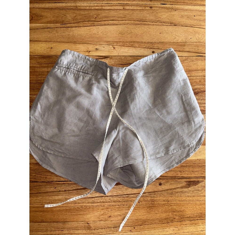 Neer Yoga And Spa Shorts Grey Linen Medium